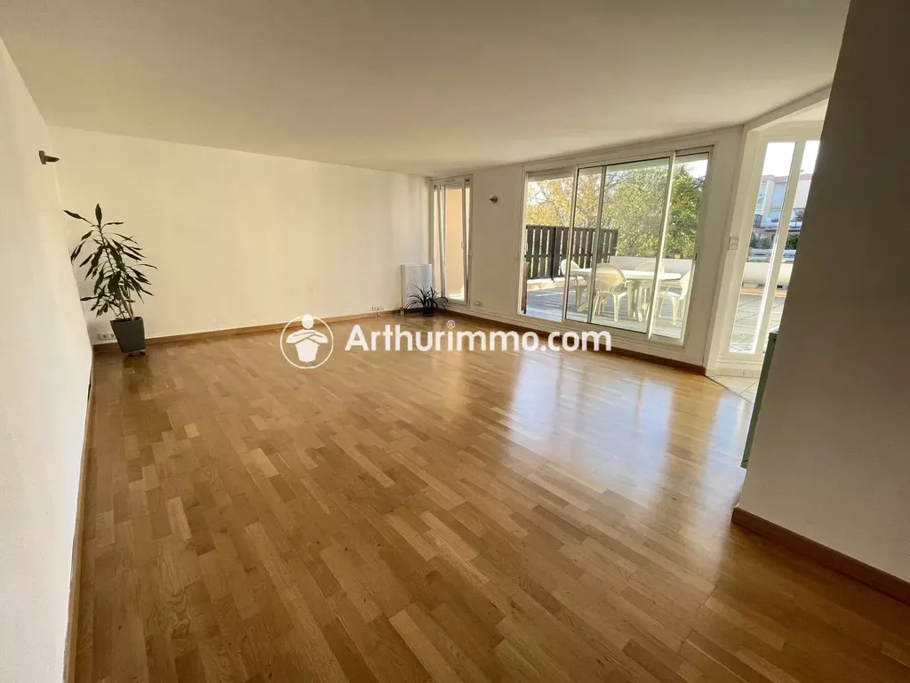 Achat appartement à vendre 4 pièces 102 m² - Lisses