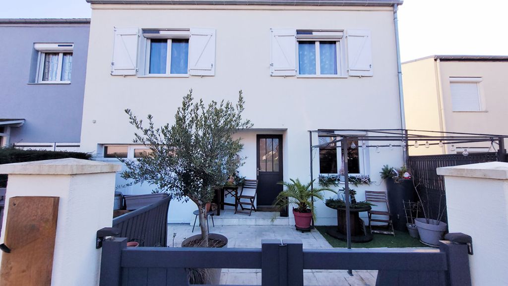 Achat maison à vendre 4 chambres 120 m² - Joué-lès-Tours