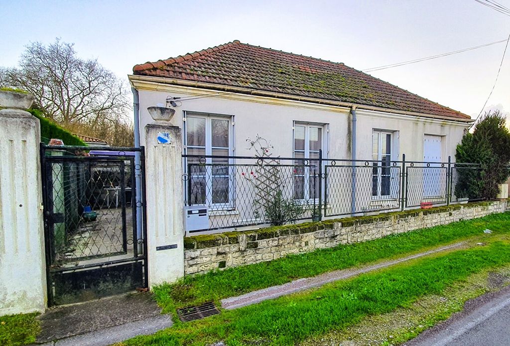 Achat maison à vendre 1 chambre 66 m² - Tonnay-Charente