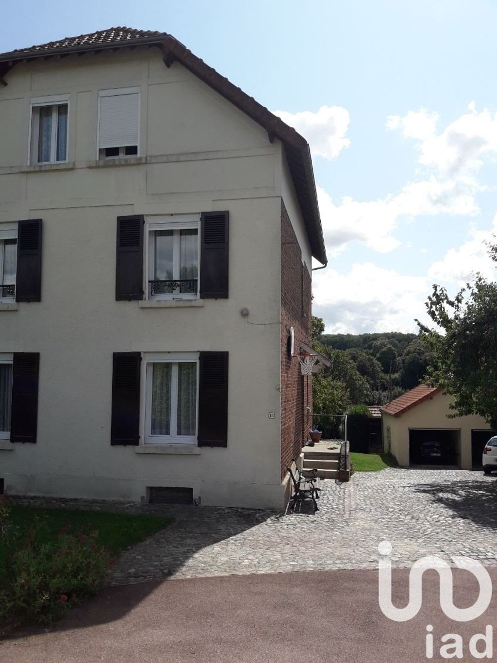 Achat maison à vendre 4 chambres 190 m² - Poix-de-Picardie