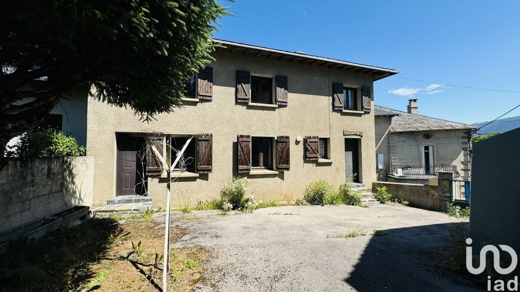 Achat maison à vendre 4 chambres 137 m² - Formiguères