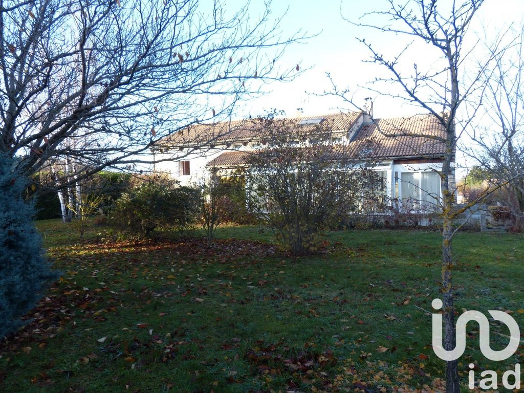 Achat maison à vendre 4 chambres 195 m² - Solignac-sur-Loire