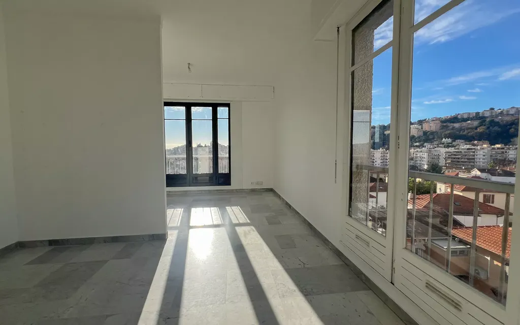 Achat appartement à vendre 2 pièces 52 m² - Nice