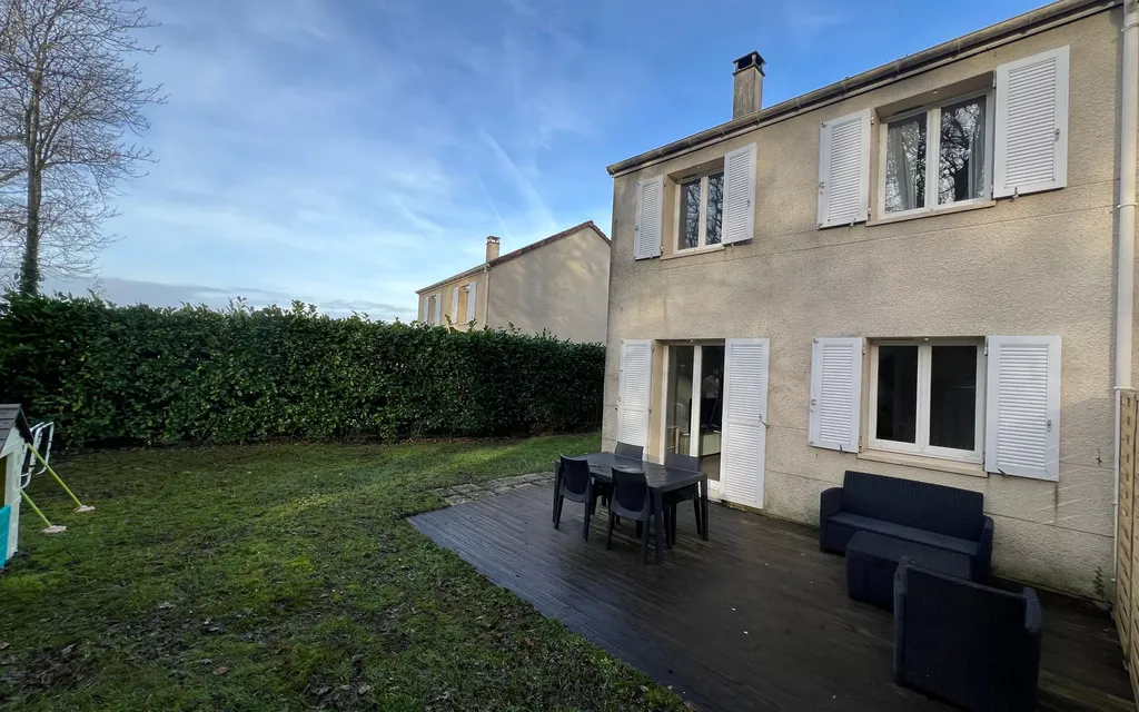 Achat maison à vendre 3 chambres 95 m² - Menucourt