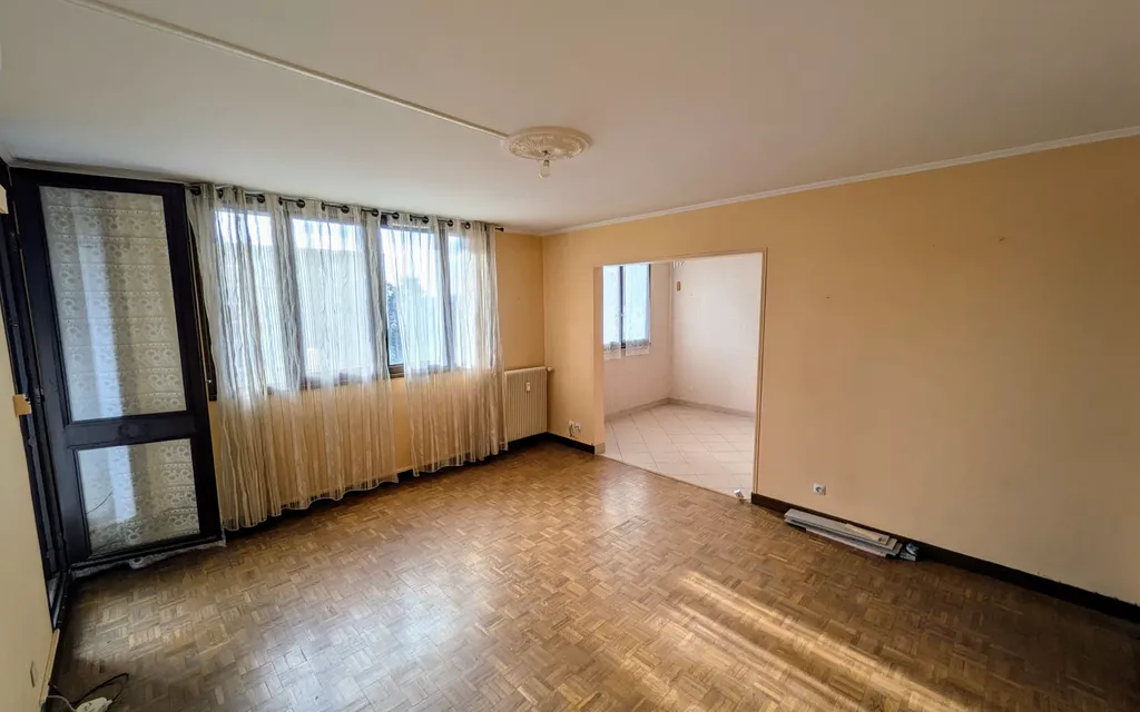 Achat appartement à vendre 3 pièces 80 m² - Bourg-lès-Valence