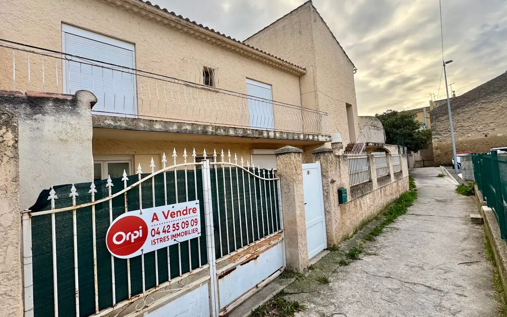 Achat maison à vendre 5 chambres 135 m² - Istres