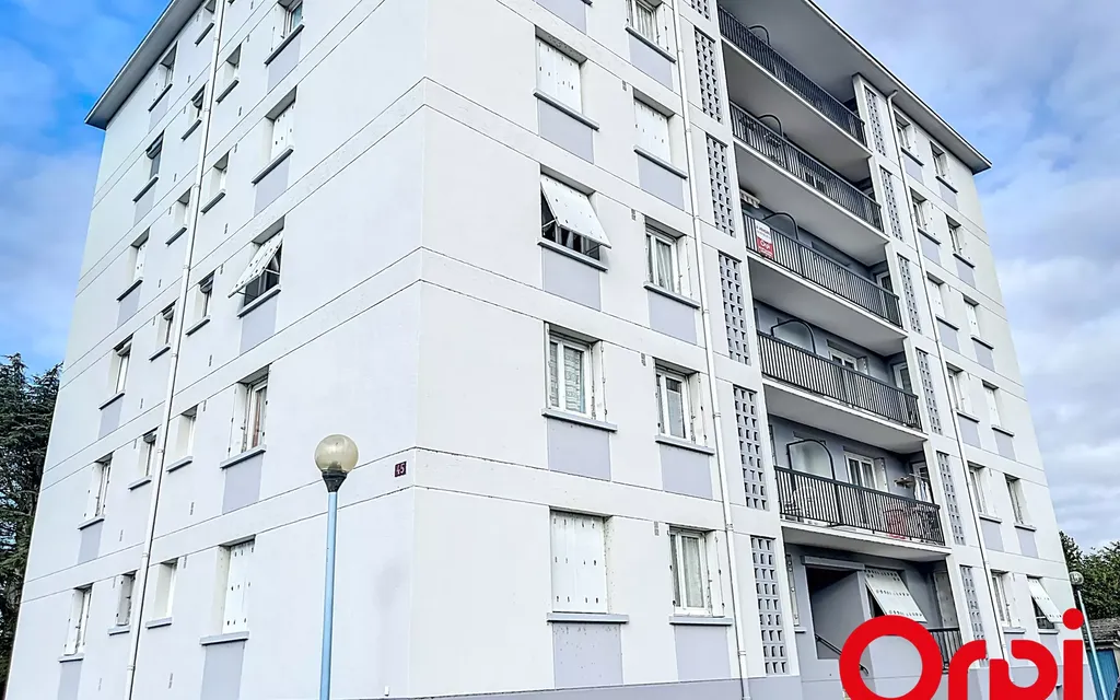 Achat appartement à vendre 3 pièces 66 m² - Montluçon