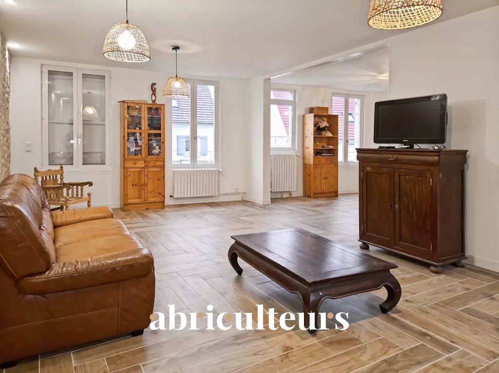 Achat maison à vendre 3 chambres 125 m² - Béthisy-Saint-Martin