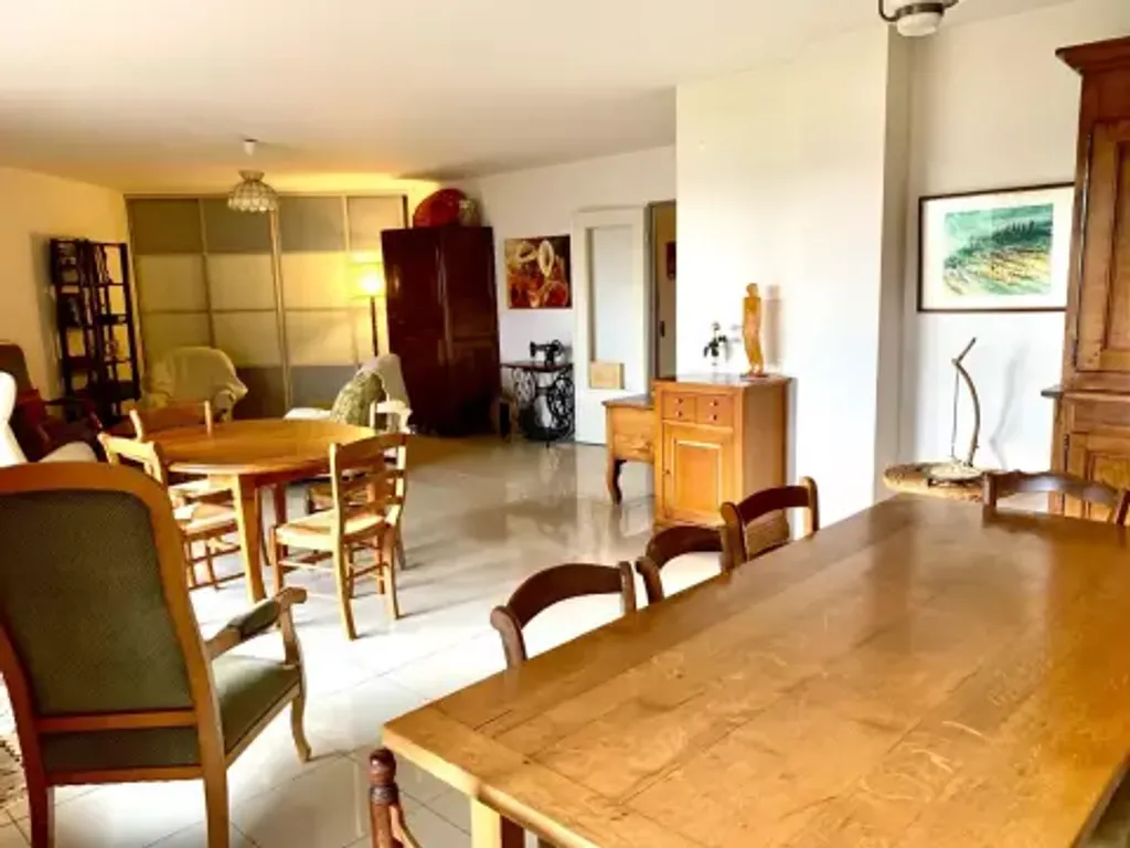 Achat appartement à vendre 4 pièces 95 m² - Orléans