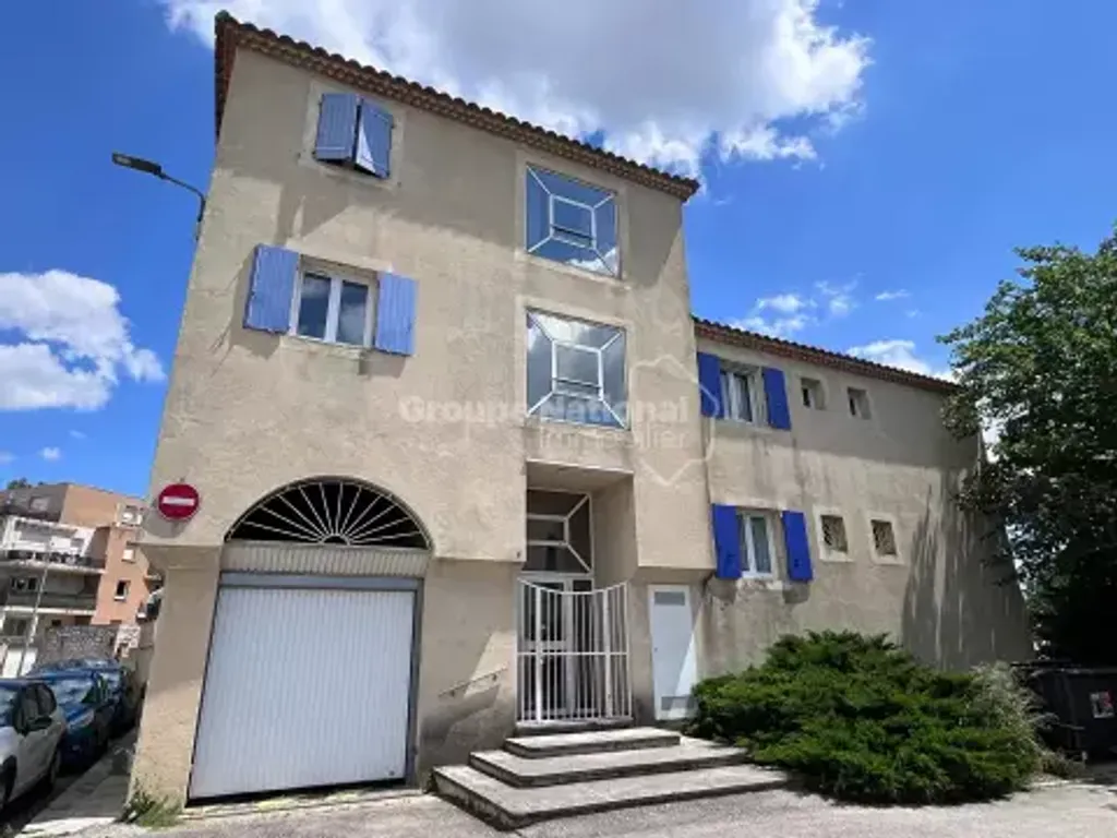 Achat appartement à vendre 2 pièces 37 m² - Arles