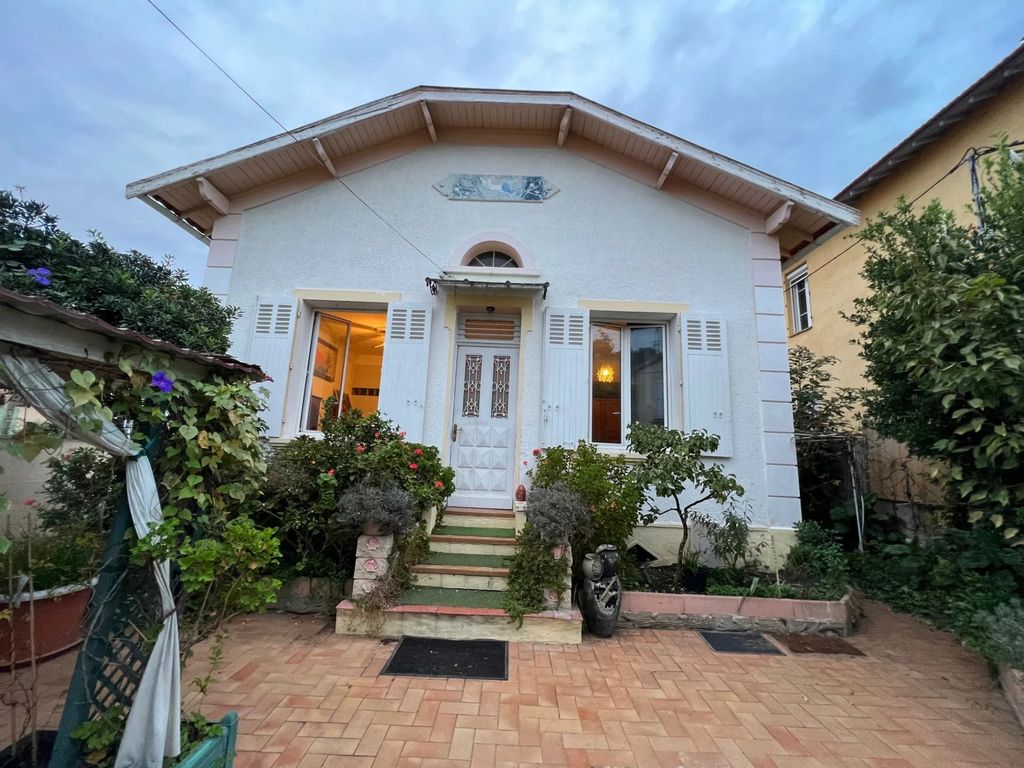 Achat maison à vendre 2 chambres 69 m² - La Seyne-sur-Mer