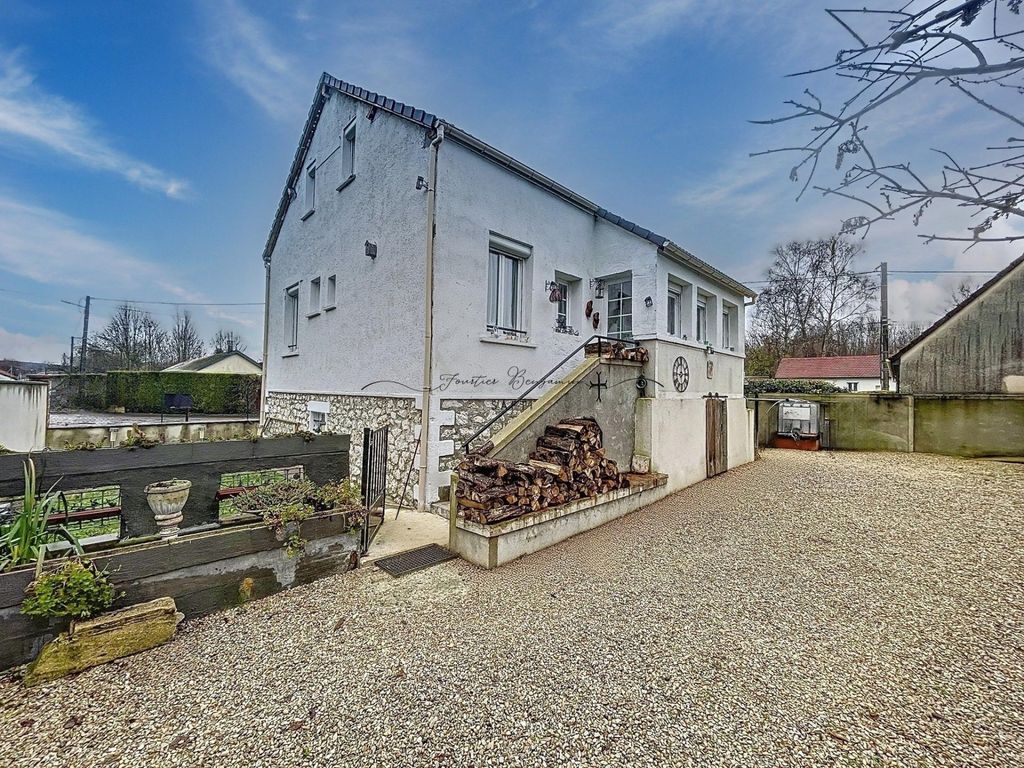 Achat maison à vendre 3 chambres 133 m² - Longueville