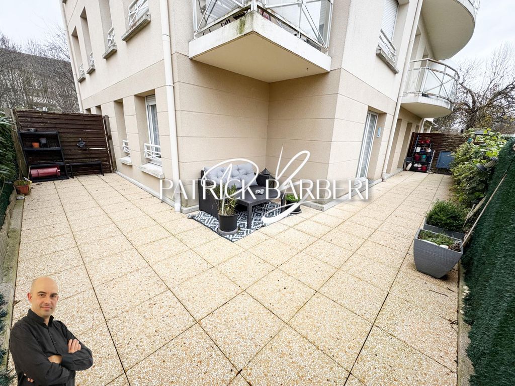 Achat appartement à vendre 3 pièces 56 m² - Jouy-le-Moutier