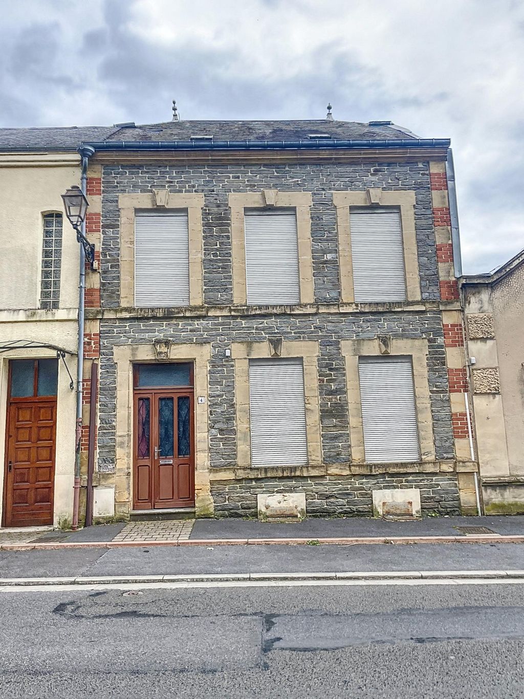 Achat maison à vendre 3 chambres 89 m² - Bogny-sur-Meuse