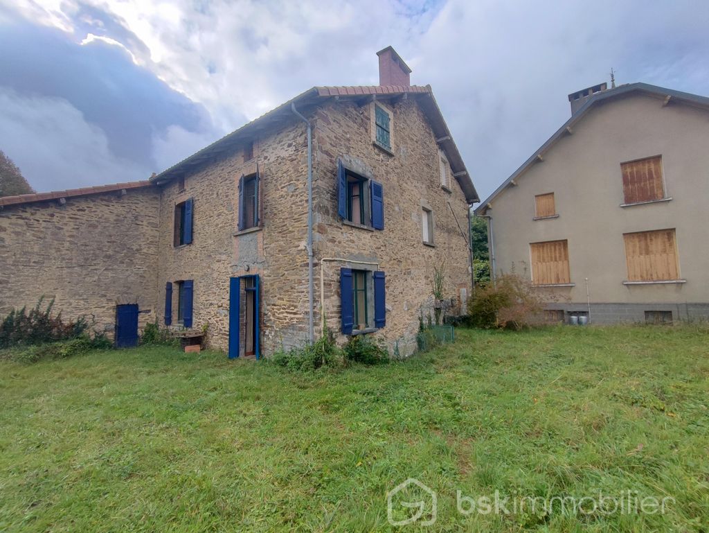 Achat maison à vendre 2 chambres 73 m² - Châlus