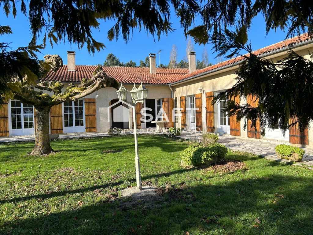 Achat maison à vendre 5 chambres 185 m² - Saint-Hilaire-de-la-Noaille