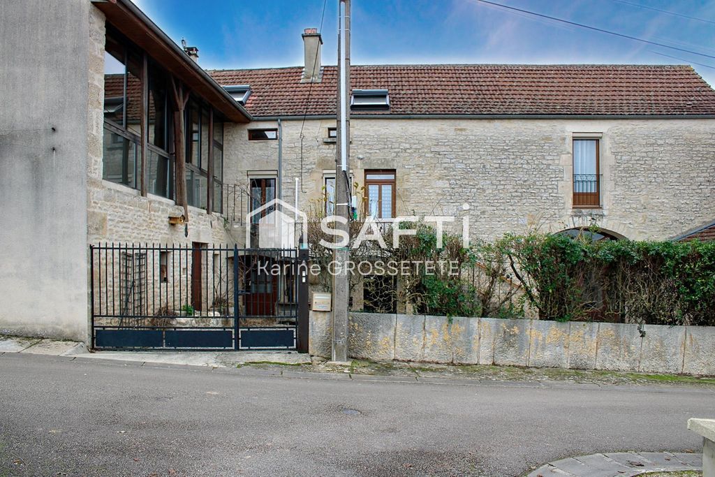 Achat maison à vendre 2 chambres 155 m² - Montbard