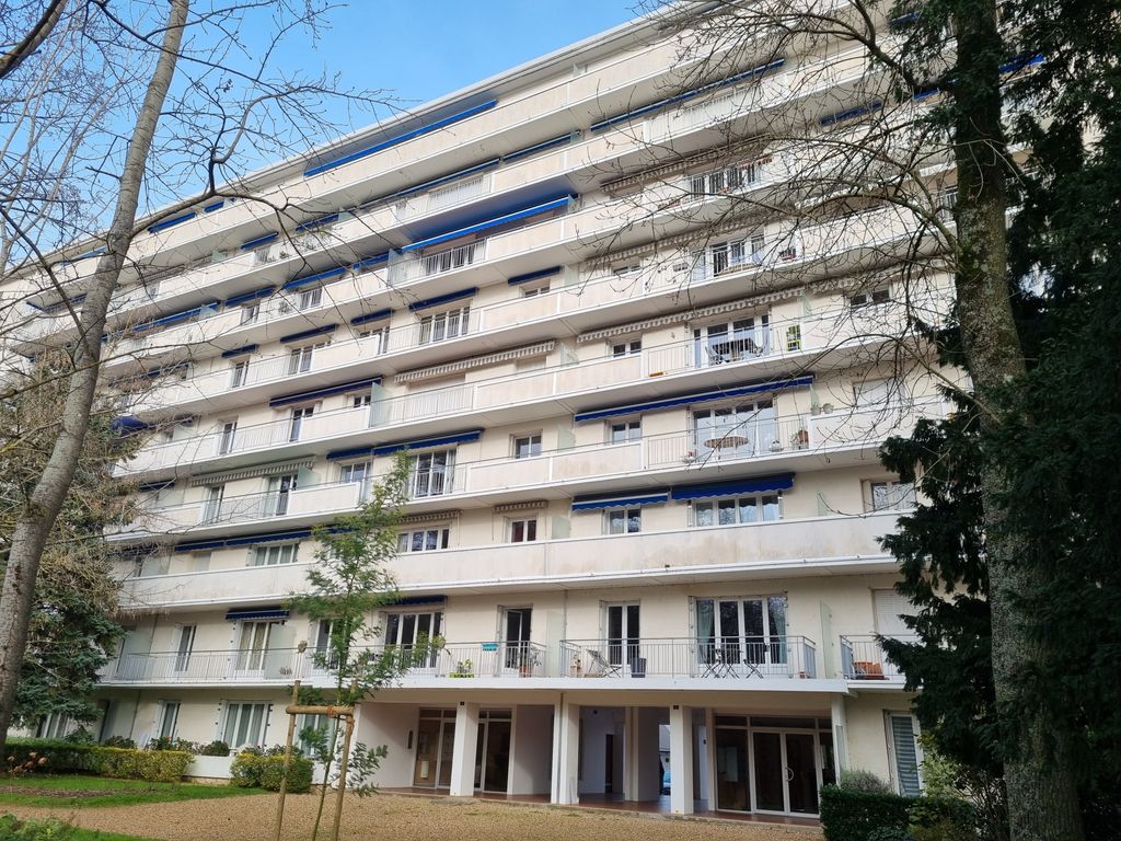 Achat appartement à vendre 5 pièces 98 m² - Joué-lès-Tours