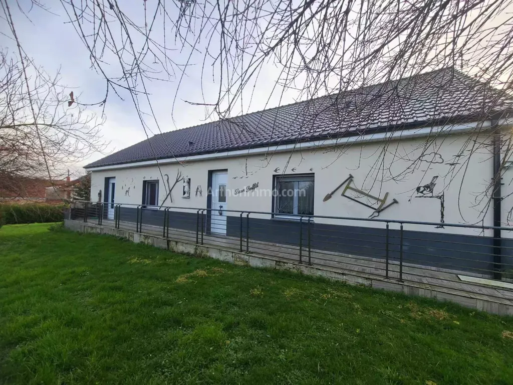 Achat maison à vendre 2 chambres 103 m² - Péronne