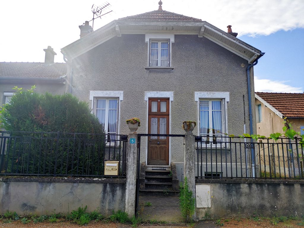 Achat maison à vendre 3 chambres 102 m² - Puy-Guillaume