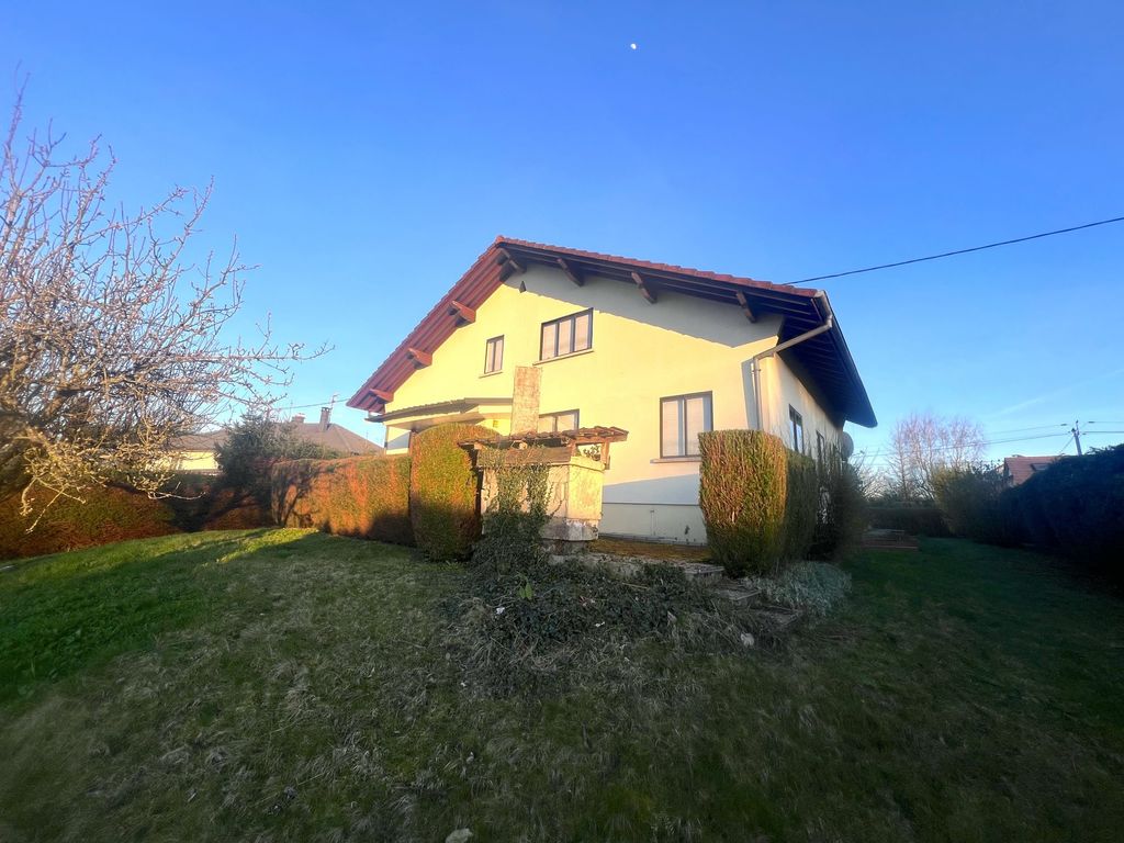 Achat maison à vendre 6 chambres 143 m² - Montreux-Jeune