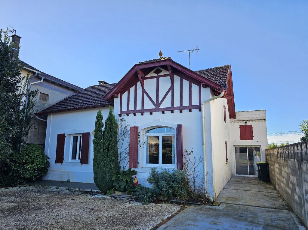 Achat maison à vendre 3 chambres 153 m² - Puyoô