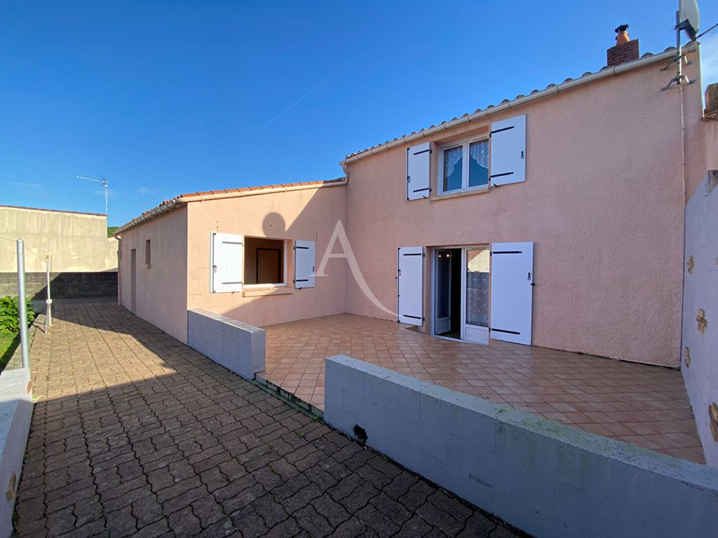 Achat maison à vendre 2 chambres 76 m² - Les Achards