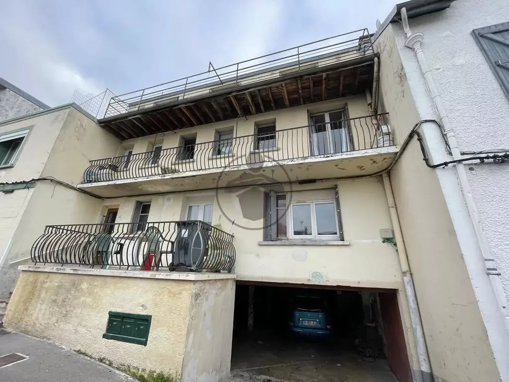 Achat appartement à vendre 7 pièces 164 m² - Saint-Quentin