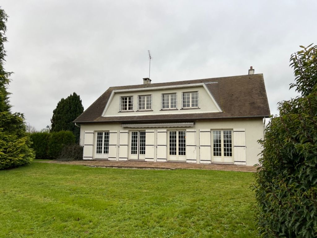 Achat maison à vendre 5 chambres 193 m² - Hénonville