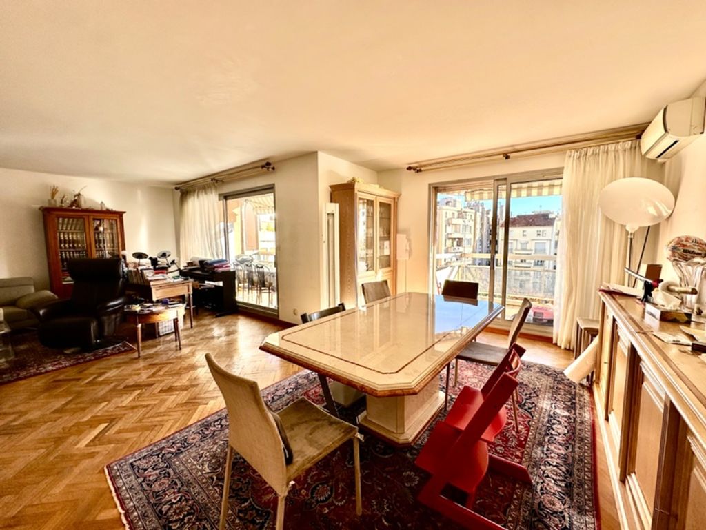 Achat appartement à vendre 5 pièces 115 m² - Marseille 8ème arrondissement