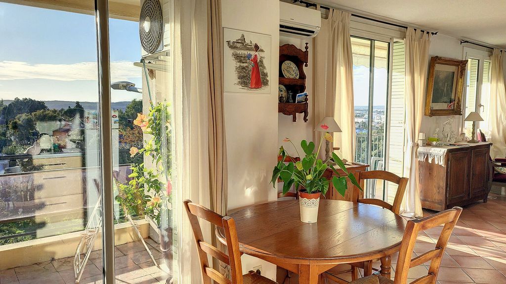 Achat appartement à vendre 3 pièces 67 m² - Les Angles