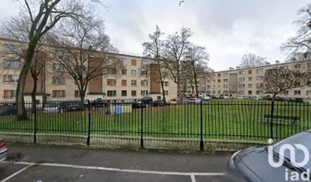 Achat appartement à vendre 4 pièces 65 m² - Clichy-sous-Bois