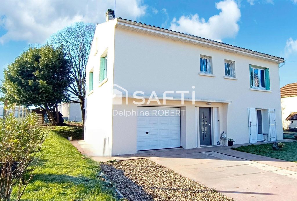 Achat maison à vendre 4 chambres 121 m² - Saintes