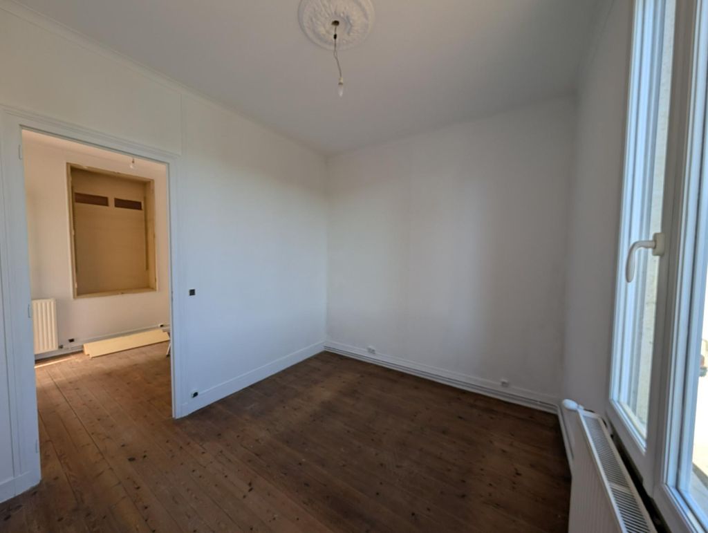 Achat maison à vendre 2 chambres 75 m² - Créon