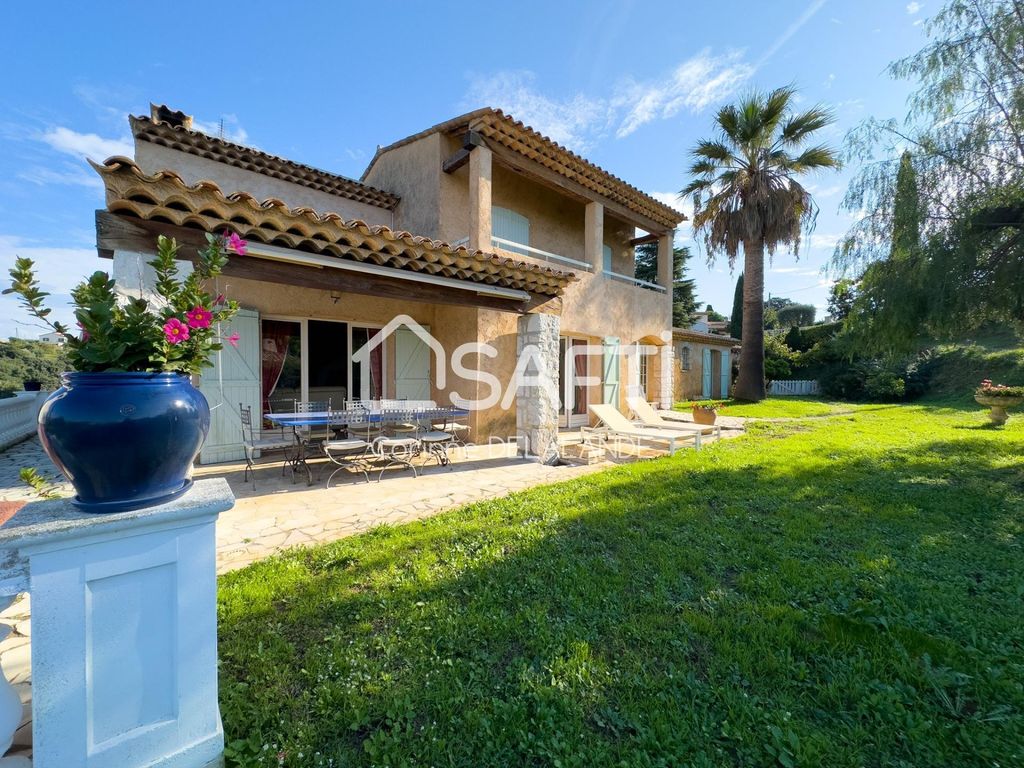 Achat maison à vendre 4 chambres 160 m² - Cagnes-sur-Mer