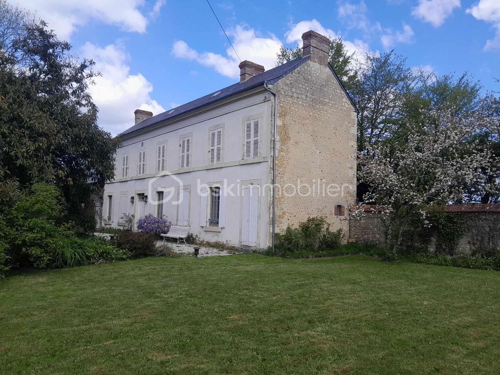 Achat maison à vendre 5 chambres 194 m² - Saint-Léger-sur-Sarthe