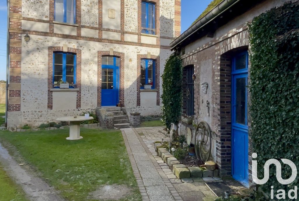 Achat maison à vendre 6 chambres 160 m² - Fruncé