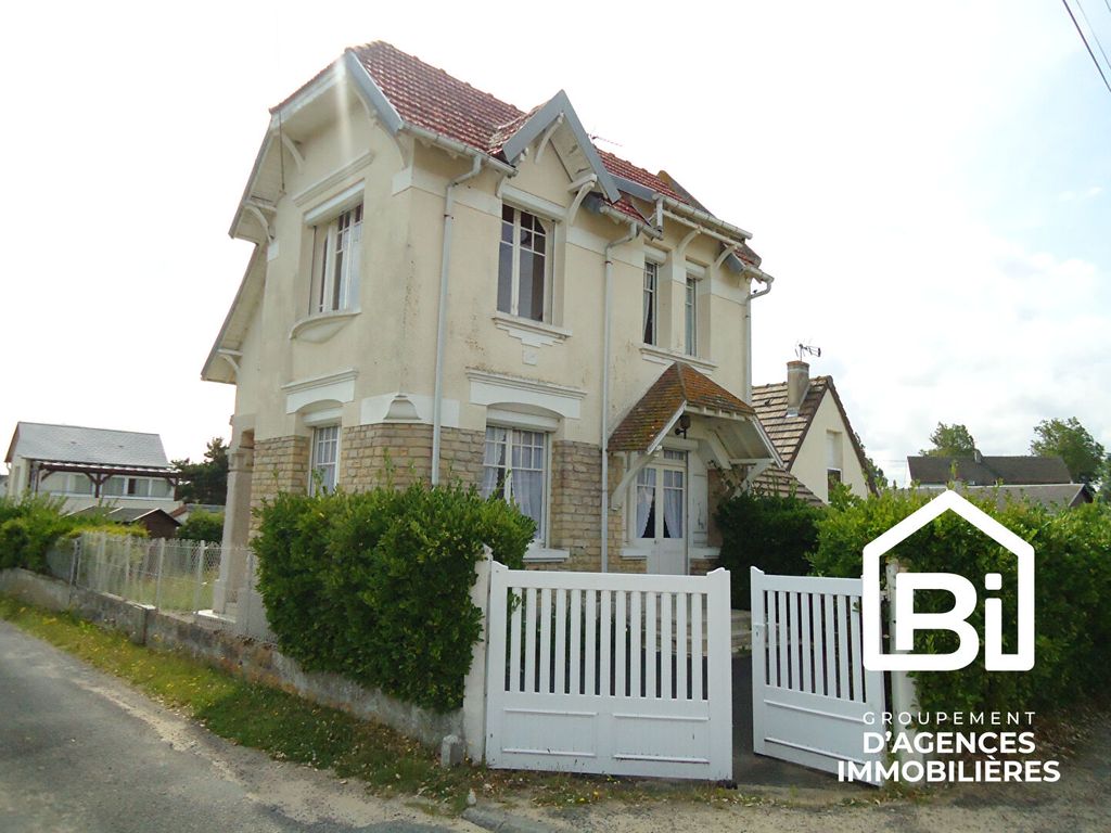 Achat maison à vendre 2 chambres 70 m² - Bernières-sur-Mer