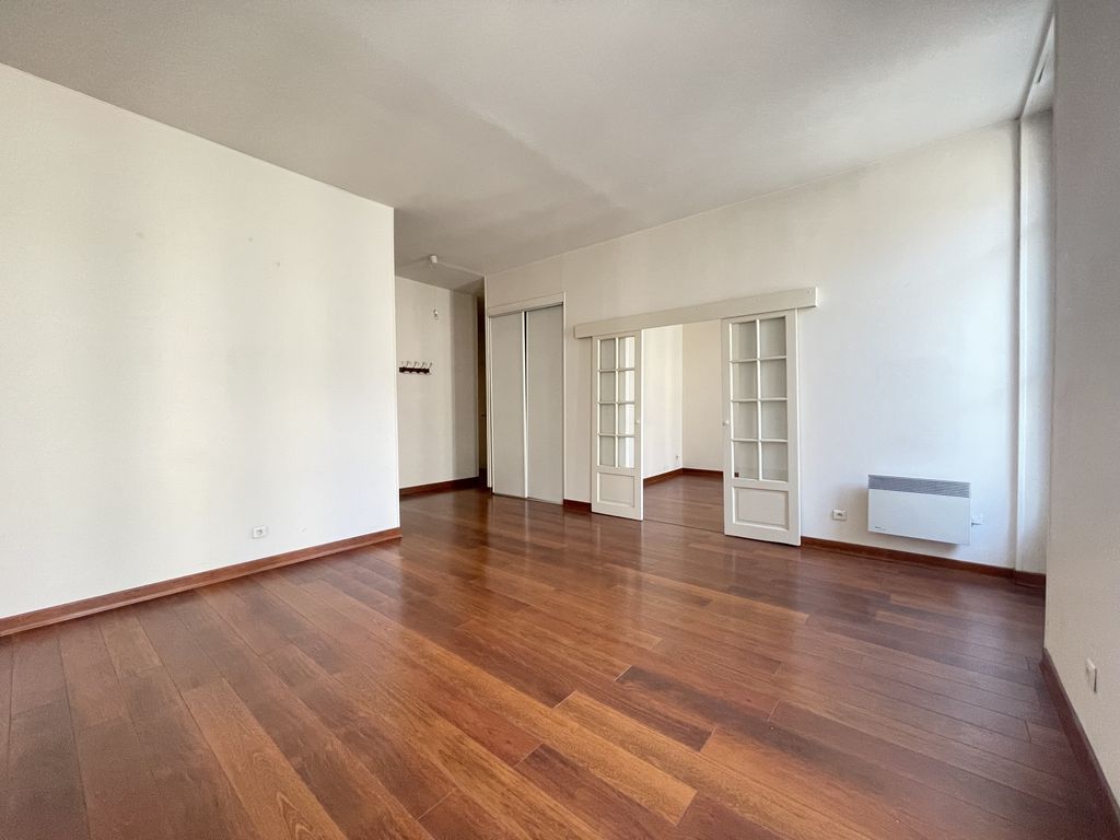 Achat appartement à vendre 3 pièces 65 m² - Marseille 8ème arrondissement