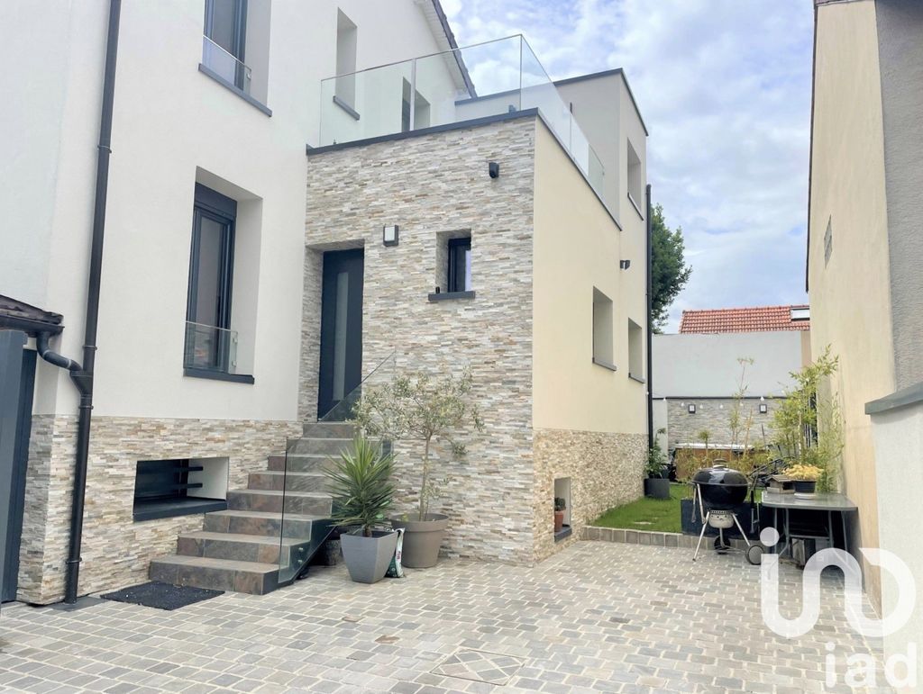 Achat maison à vendre 3 chambres 194 m² - Arcueil