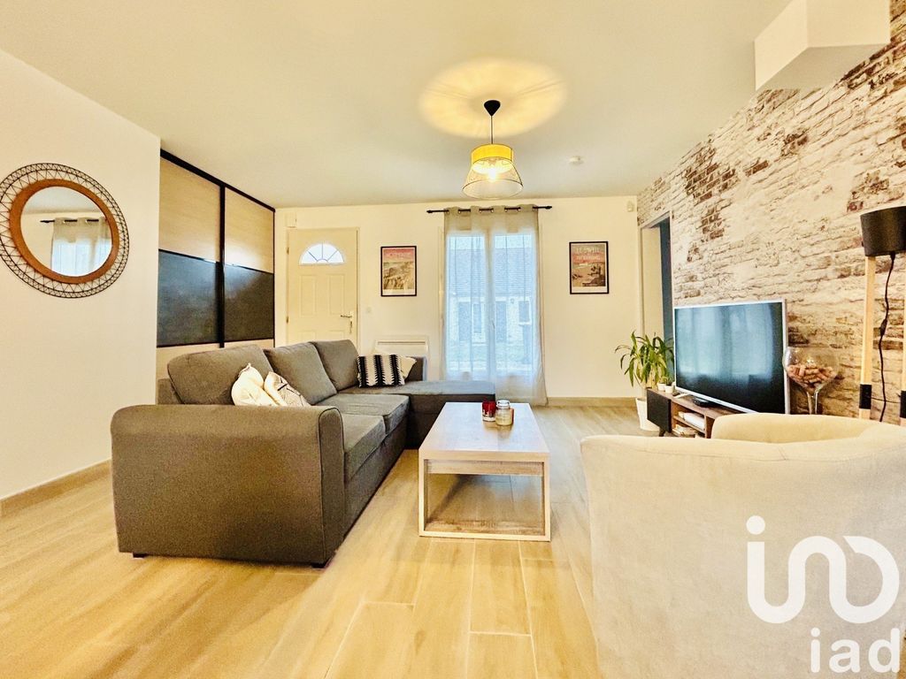 Achat maison à vendre 5 chambres 131 m² - Saint-Laurent-Nouan