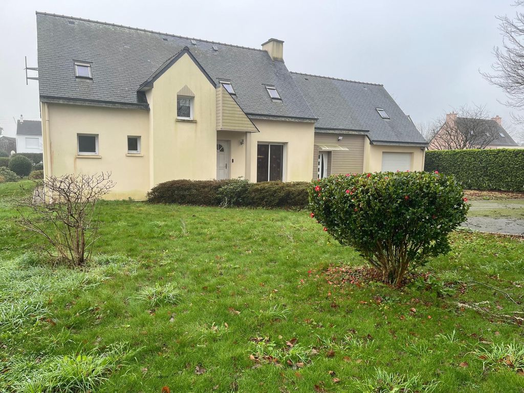 Achat maison à vendre 4 chambres 120 m² - Saint-Yvi