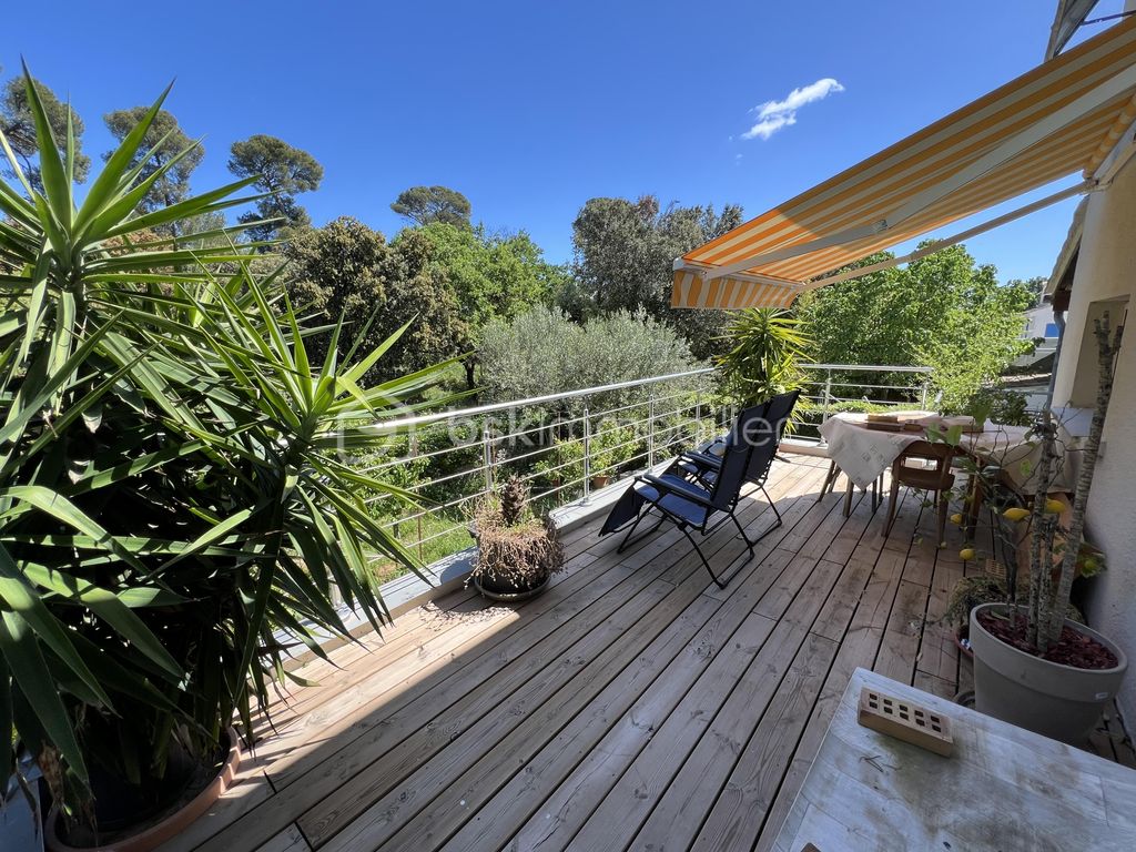 Achat maison à vendre 4 chambres 180 m² - Montpellier