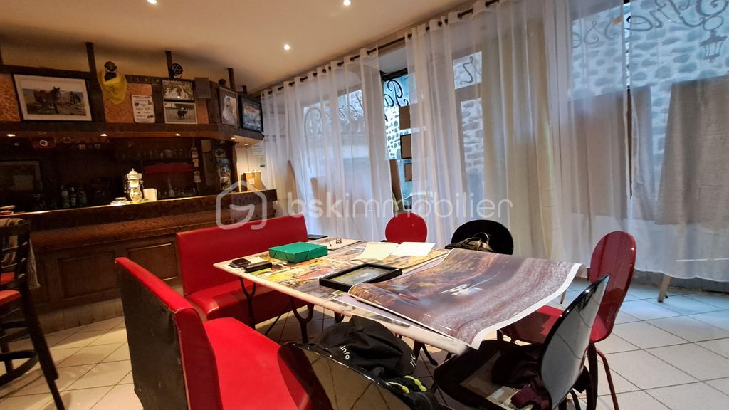 Achat maison à vendre 2 chambres 125 m² - Pierrefort