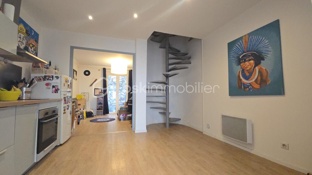 Achat maison à vendre 2 chambres 65 m² - Marseille 16ème arrondissement