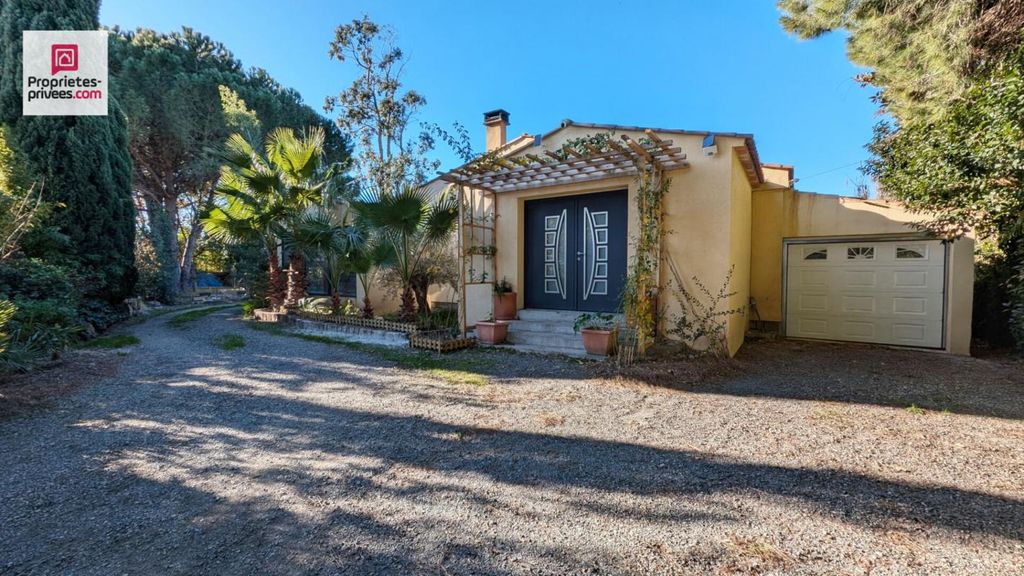 Achat maison à vendre 4 chambres 308 m² - Fréjus