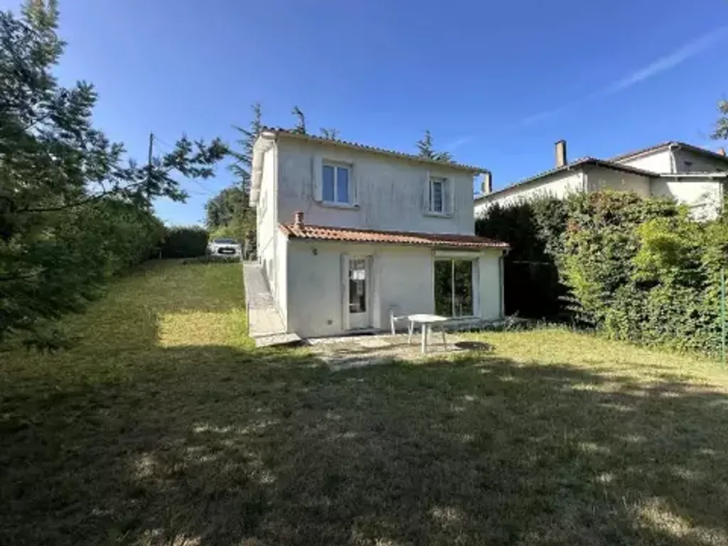 Achat maison à vendre 4 chambres 120 m² - Royan