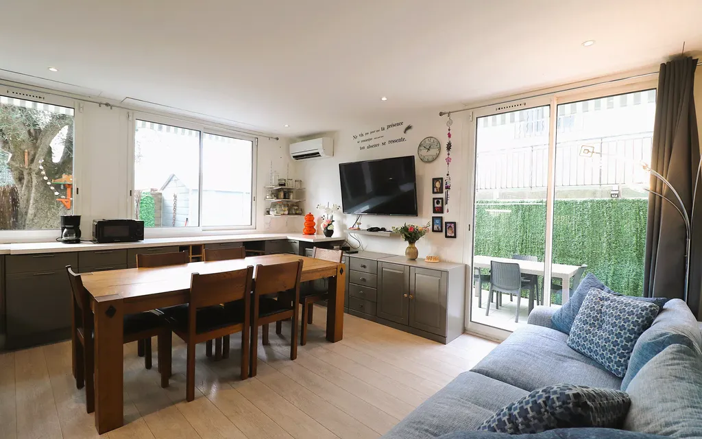 Achat appartement à vendre 3 pièces 71 m² - Contes