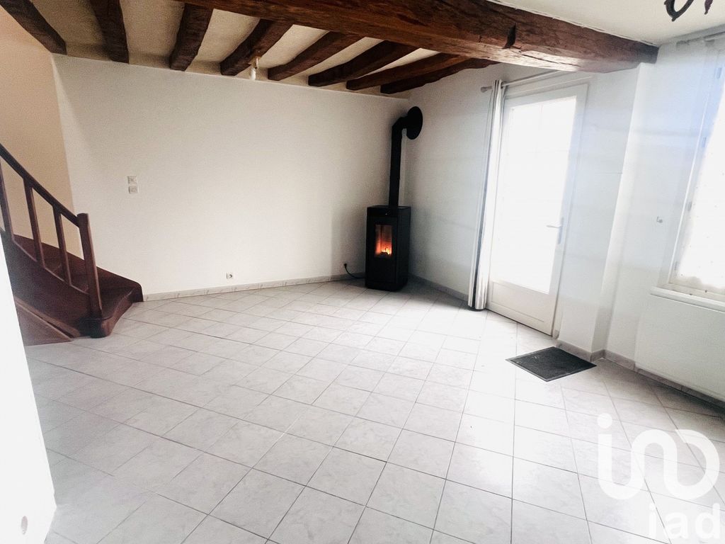 Achat maison à vendre 4 chambres 82 m² - Longué-Jumelles