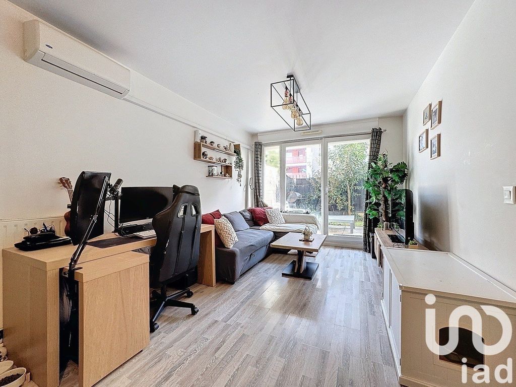 Achat appartement à vendre 2 pièces 44 m² - Fleury-Mérogis